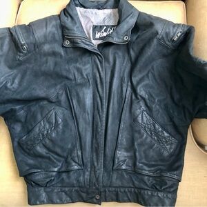VTG 80s black leather bomber jacket szM